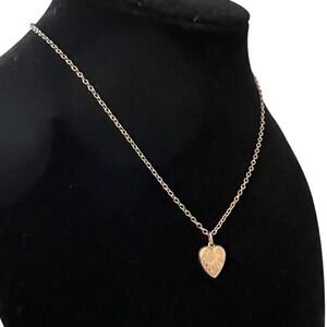 Vintage Gold Tone Heart Locket‎ Necklace Engraved Ornate Scroll Filigree Pendant